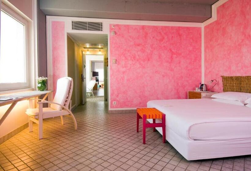 اتاق خانوادگی, The Marmara Antalya