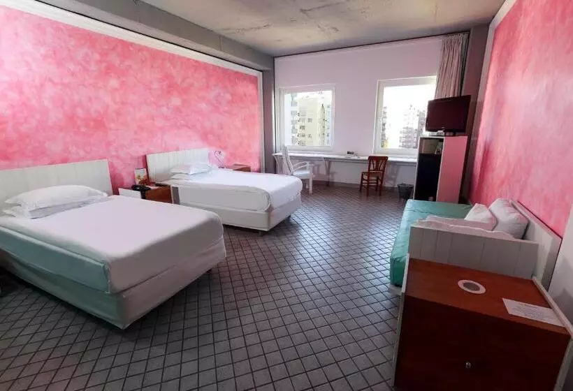 اتاق استاندارد سه نفره, The Marmara Antalya