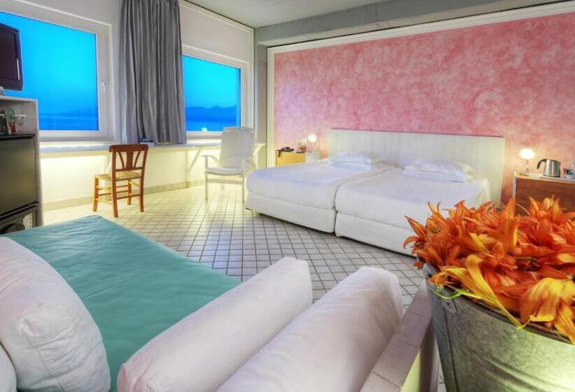 Triple Room Sea View, The Marmara Antalya