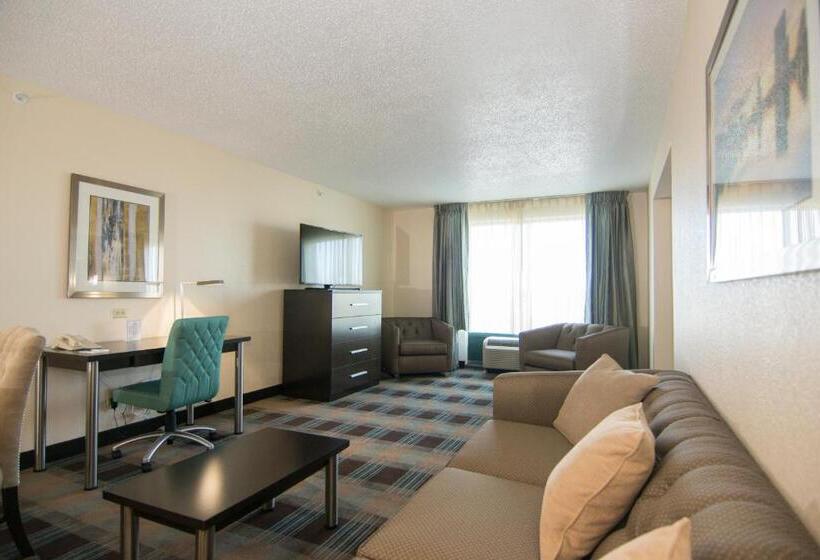 Люкс Кровать Кинг, Wingate By Wyndham   Orlando International Airport  Free Hot Breakfast