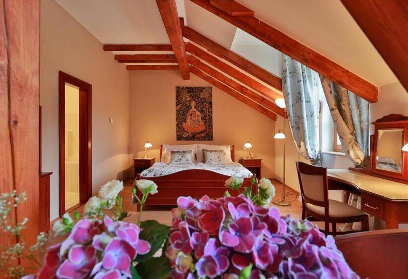 غرفة تنفيذية, Romantic Hotel Mlýn Karlstejn