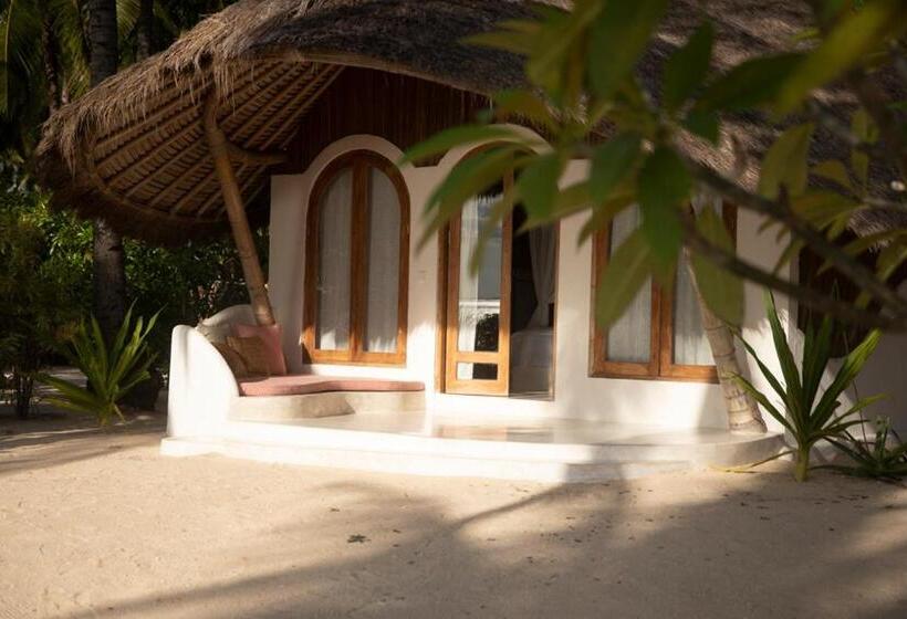 Семейный Номер, 81 Palms Resort