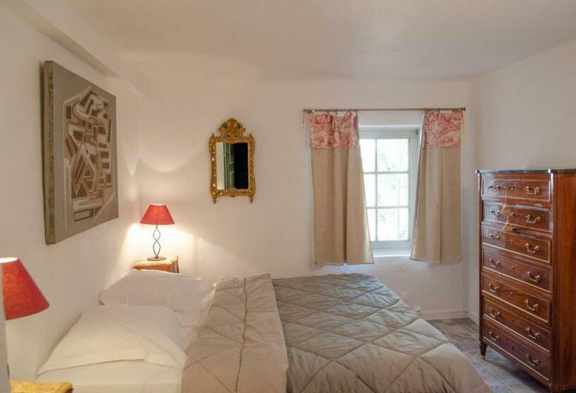 דירת שני חדרים, Château Hermitage De Combas