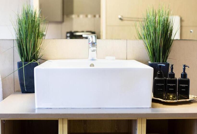 ファミリールーム, Kathu Gamagara Lodge