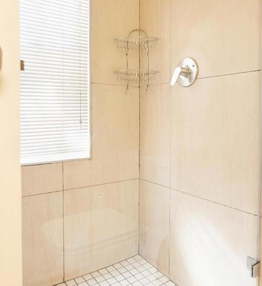 エコノミールーム, Kathu Gamagara Lodge