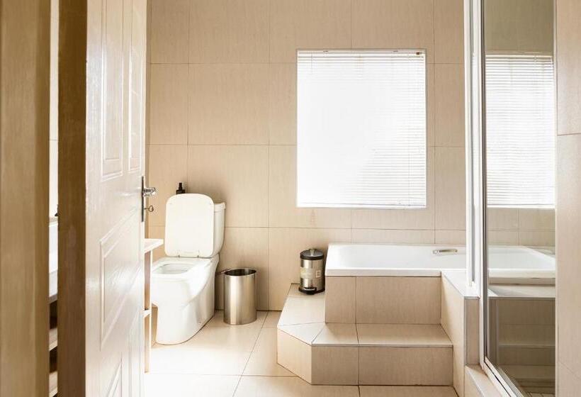 デラックスルーム, Kathu Gamagara Lodge