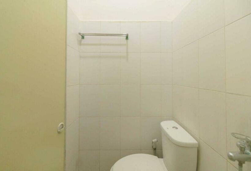 חדר סטנדרט, Reddoorz @ Haraito Tarutung