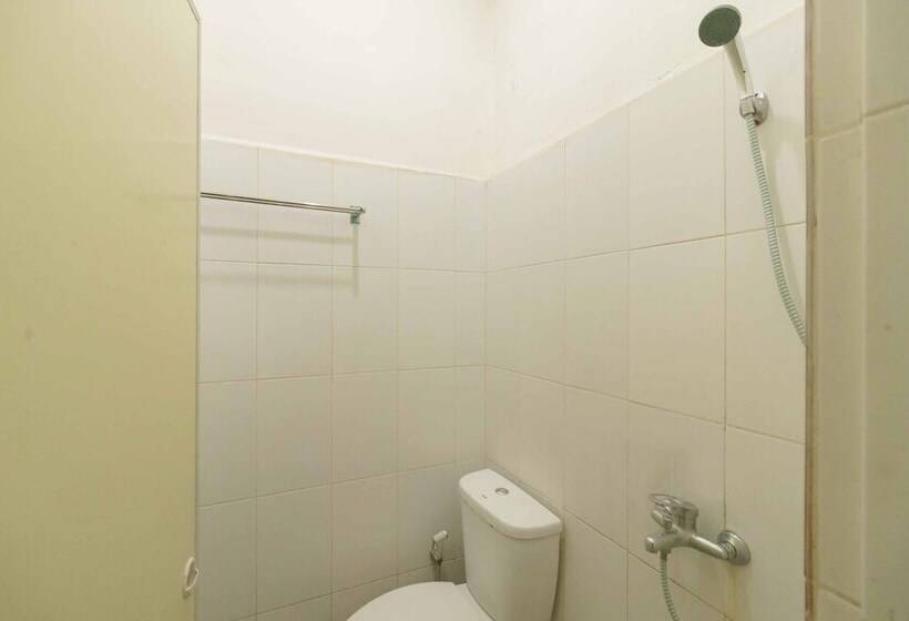 חדר סטנדרט, Reddoorz @ Haraito Tarutung