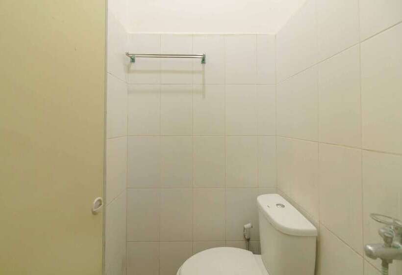 חדר סטנדרט, Reddoorz @ Haraito Tarutung