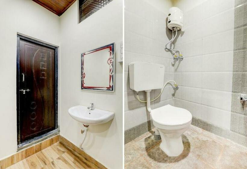 トリプルクラシックルーム, Spot On Nandish Lodge