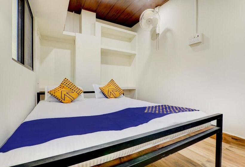 トリプルクラシックルーム, Spot On Nandish Lodge