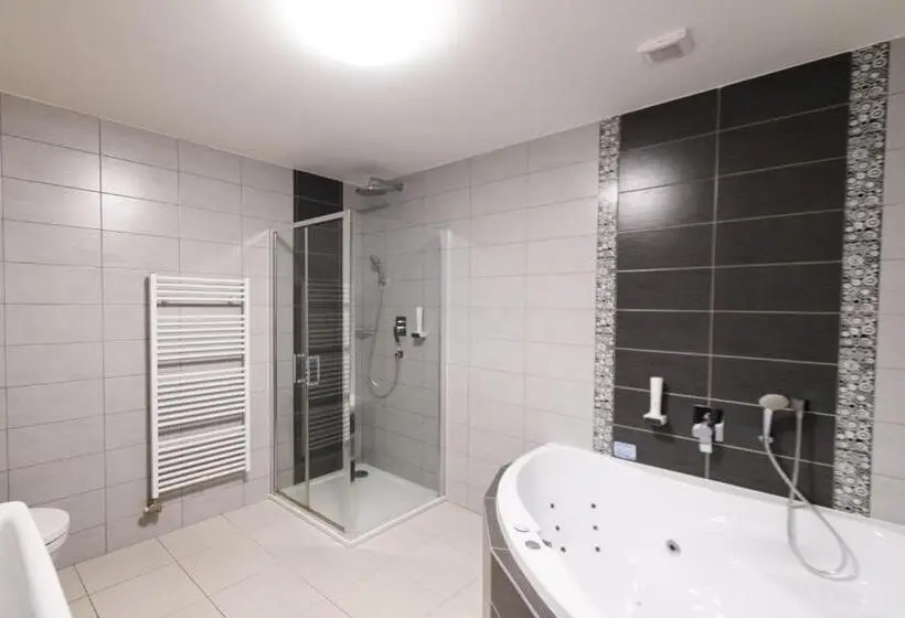 Standard Neljän Hengen Huone, Vinařství U Kapličky