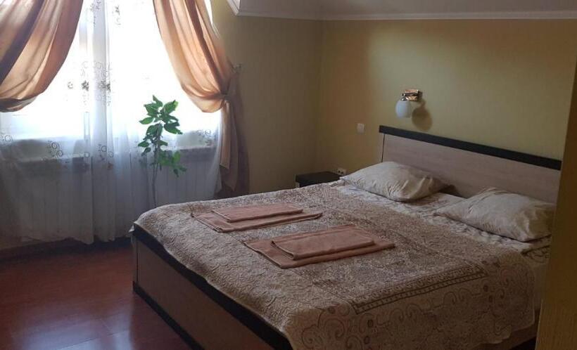 اتاق خانوادگی, Villa Vera