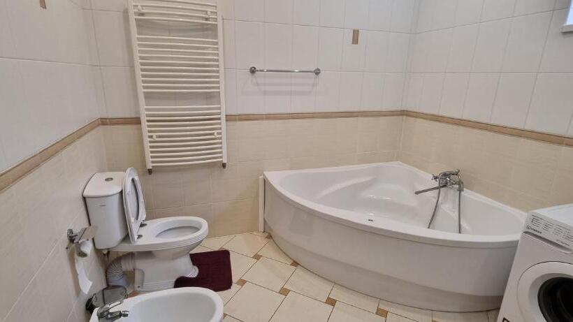 ویلای 1 خوابه, Villa Vera