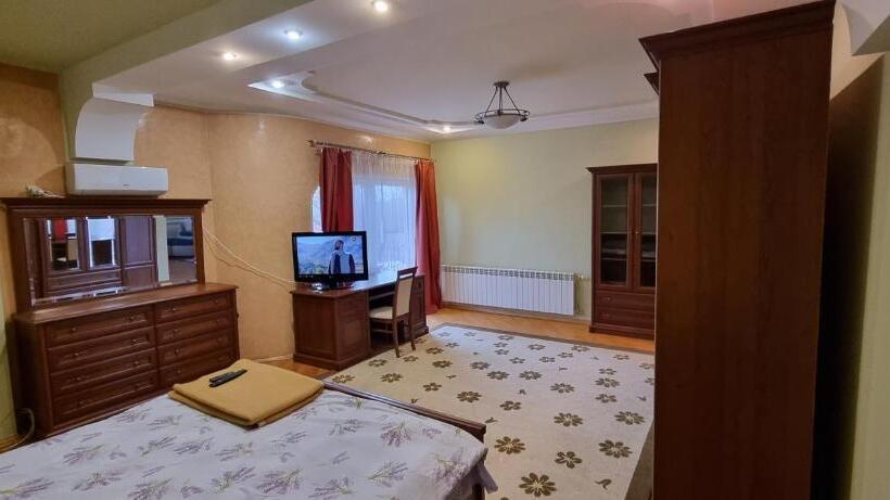 ویلای 1 خوابه, Villa Vera