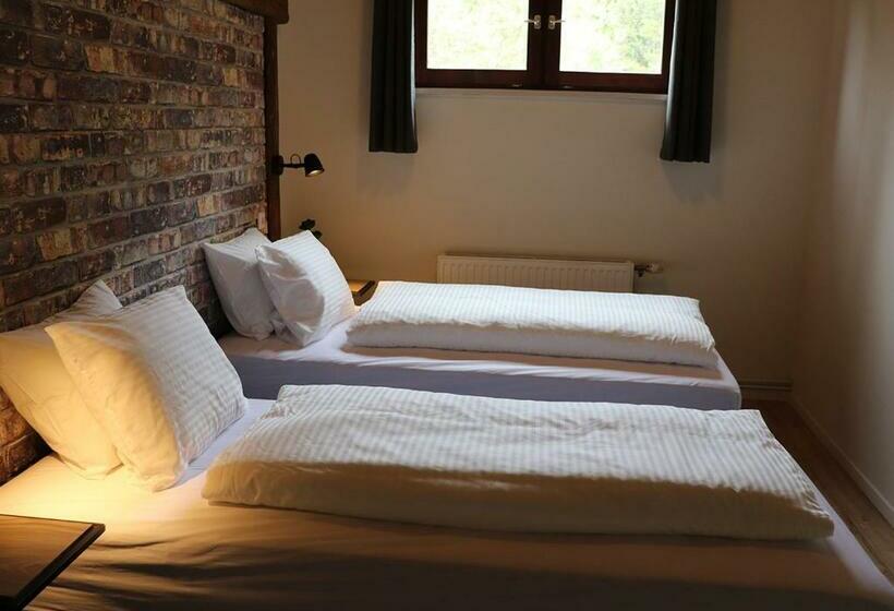 Семейный Номер, Pension Leano