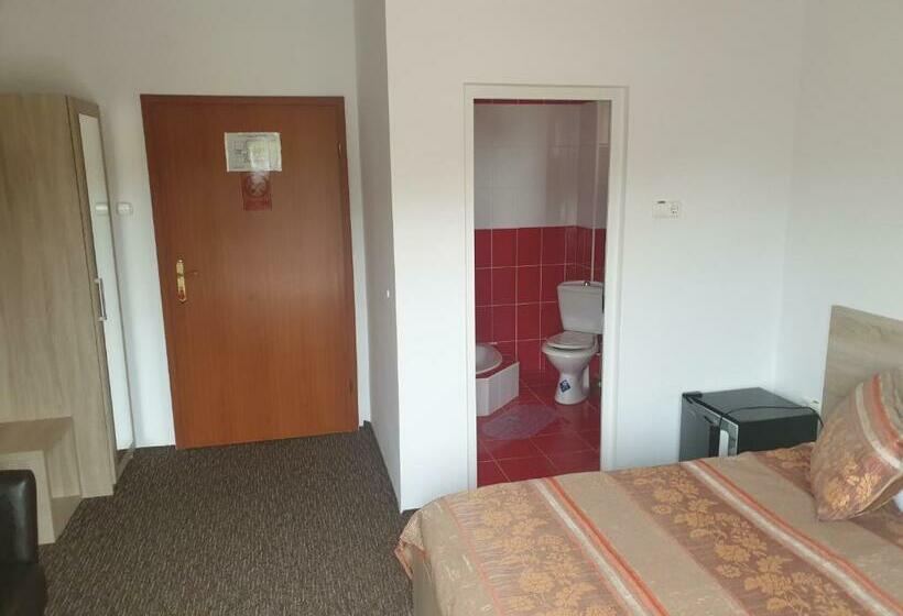 기본룸, Pensiunea Ama