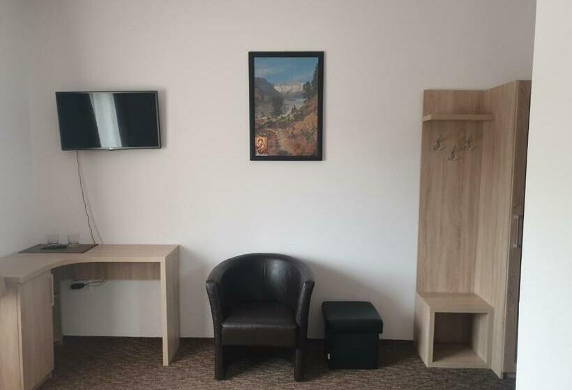 기본룸, Pensiunea Ama