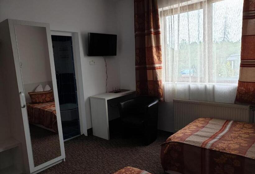 스탠다드 트리플 룸, Pensiunea Ama