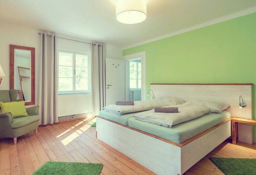 غرفة قياسية, Schlosstaverne Lunz