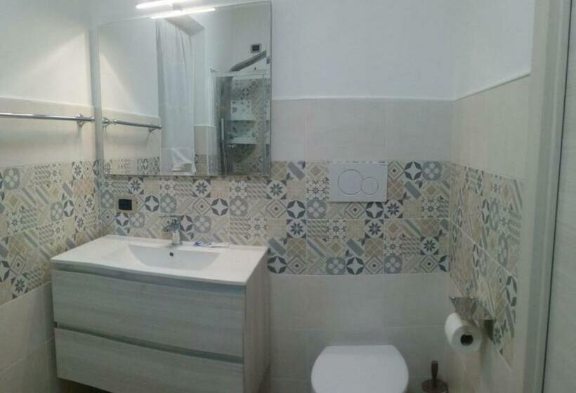 스탠다드 발코니 룸, Borgo Sole Luna