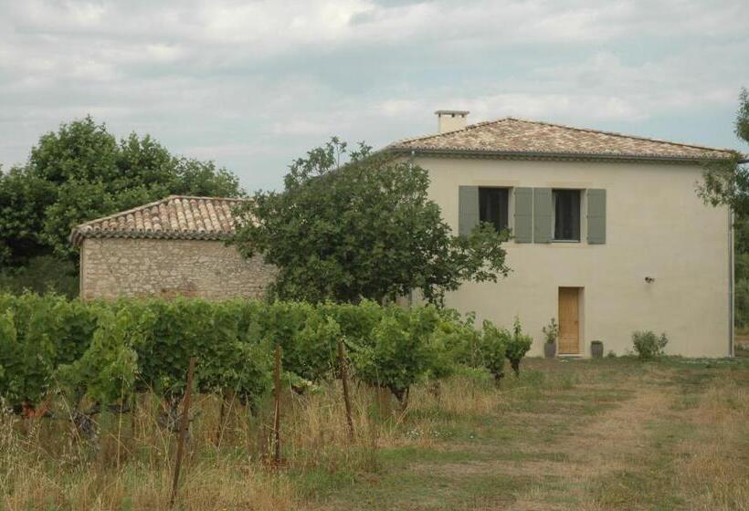 דירת חדר נוף לגינה, Domaine De Sévanes