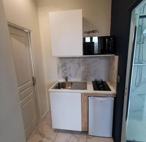 ガーデンビュースタンダードルーム, Manoir Des Carreaux Chambres D'hôtes