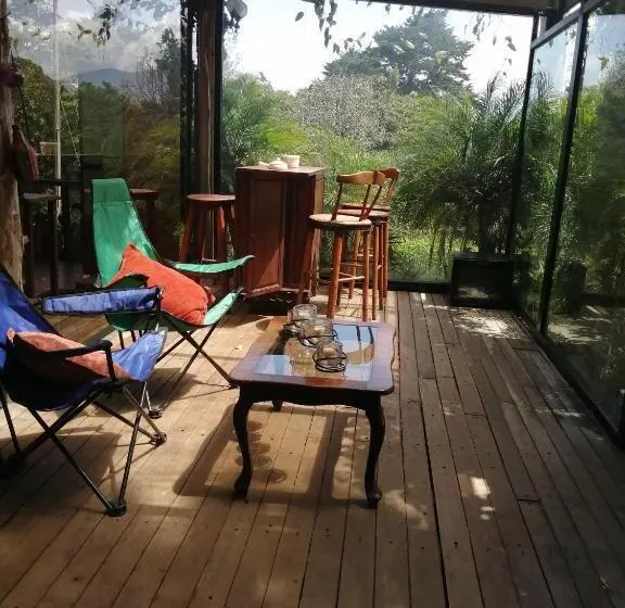 スタンダードスタジオ, Suite Y Loft Casa Toría