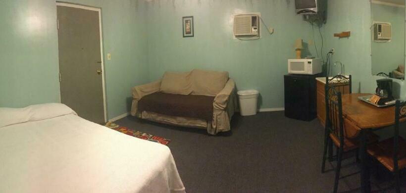 جناح غرفتين نوم, Cindy’s Motel & Rv Park