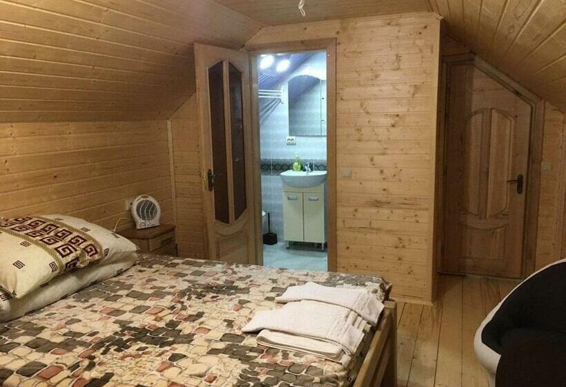 스탠다드 트리플 룸, Lisnyi