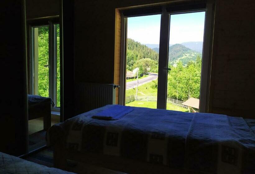 스탠다드 룸, Lisnyi