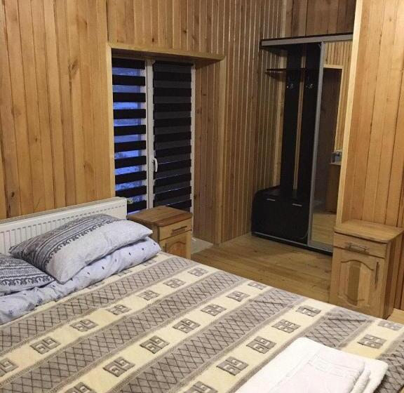 클래식 4인 룸, Lisnyi