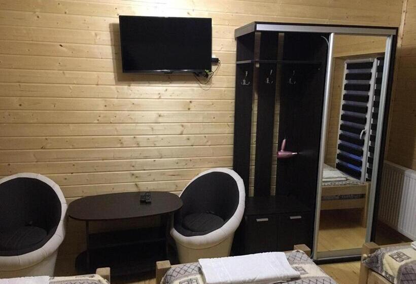 Трехместный Номер Классика, Lisnyi