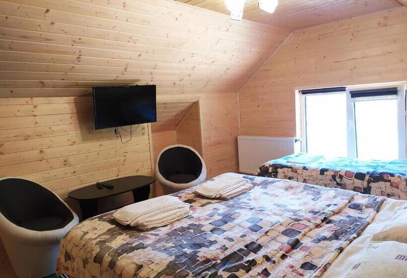 스탠다드 트리플 룸, Lisnyi