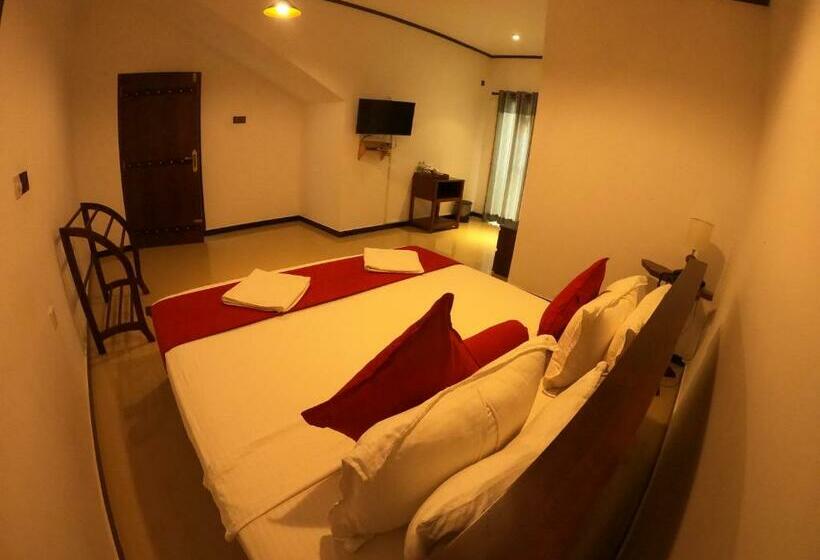 デラックスルーム, Mount Seven Holiday Inn