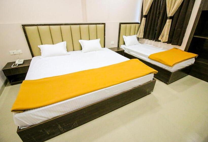 Háromágyas Deluxe Szoba, Namastay Welcome Home