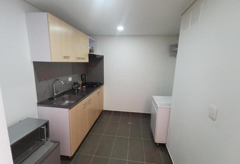 شقة غرفة واحدة, San Francisco