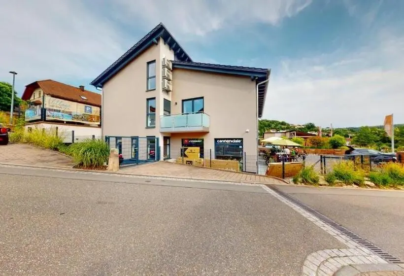 バルコニー付きジュニアスイート, Fba Village