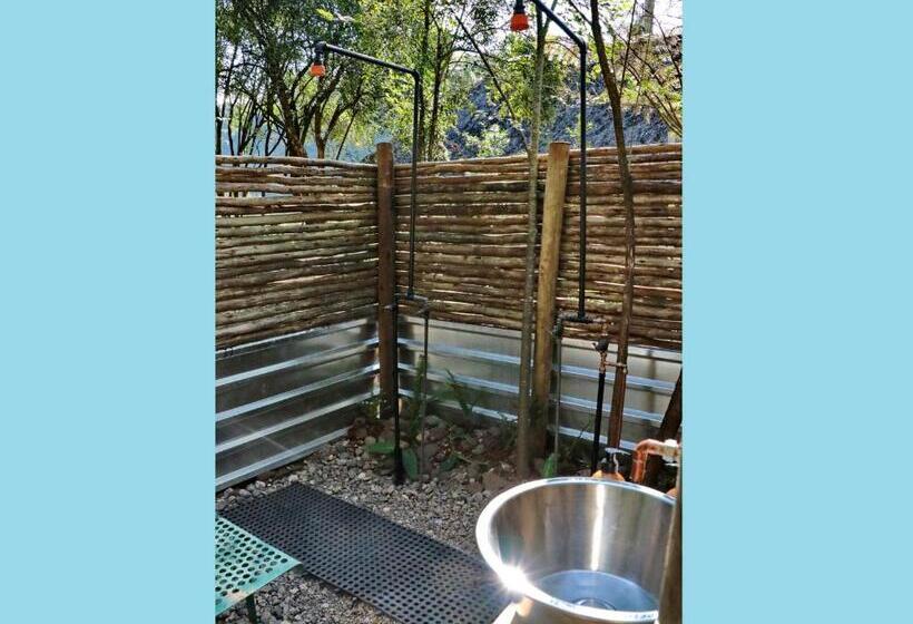 كوخ ديلوكس, Kukummi Lodge   Formerly Mackaya Bella Country Lodge