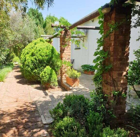 Номер Стандарт Вид на Сад, Springfontein Guesthouse