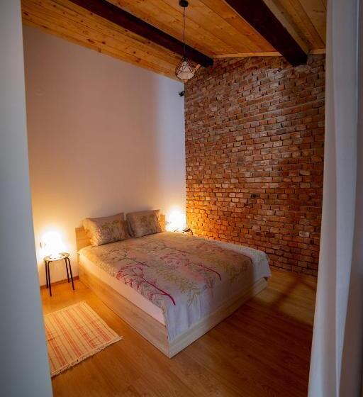 בית, 4 חדרי שינה, Villa Garden