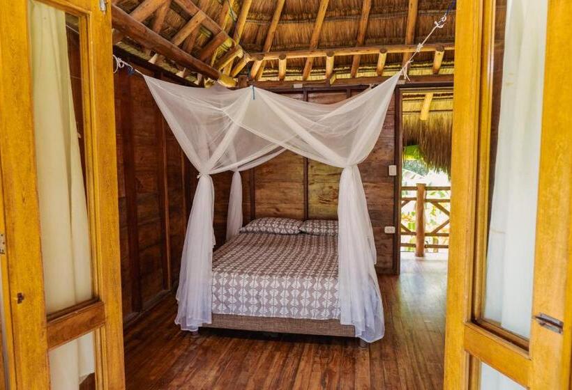 غرفة ديلوكس مطلّة علي البحر مزوَّدة بشُرفة, Paraíso Natural Eco