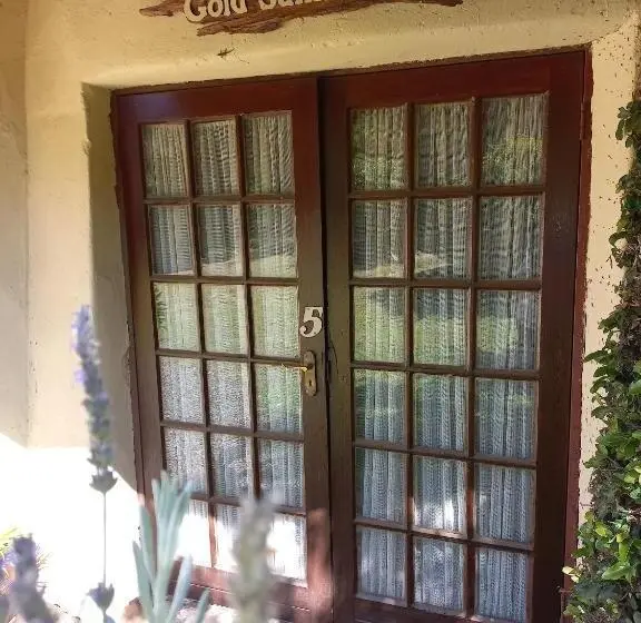 スタンダードルーム, Brentwood Lodge