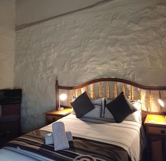 חדר אקונומי, Brentwood Lodge