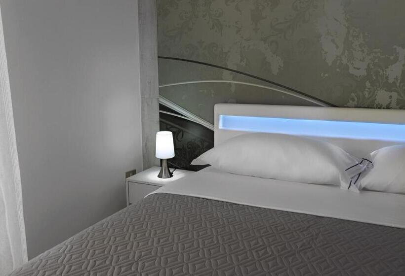 Семейный Номер, Enjoy Vida