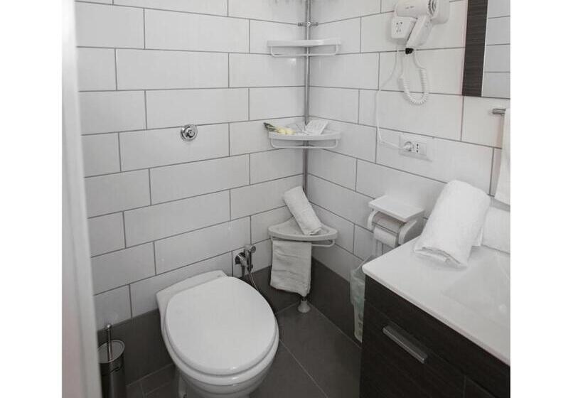 Кровать в Общей Комнате, Enjoy Vida