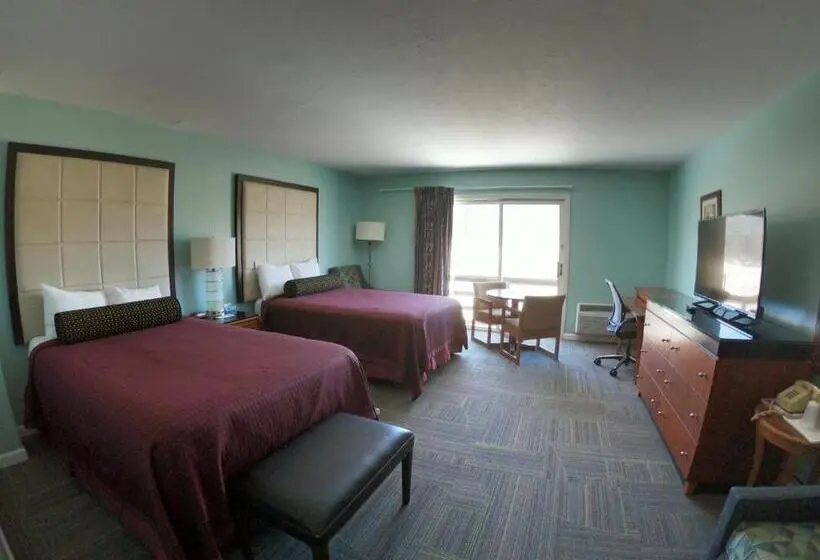 デラックススタジオ, Copper Lantern Motor Lodge