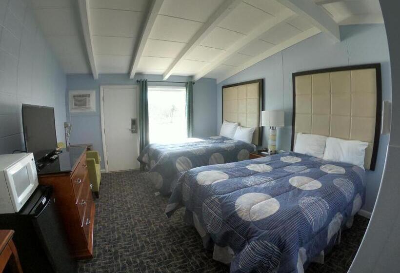 غرفة قياسية مطلّة علي النهر, Copper Lantern Motor Lodge