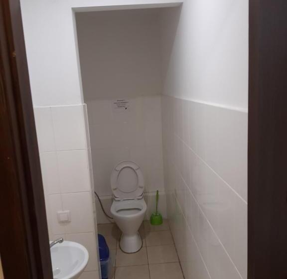 标准间, Pivdennyi