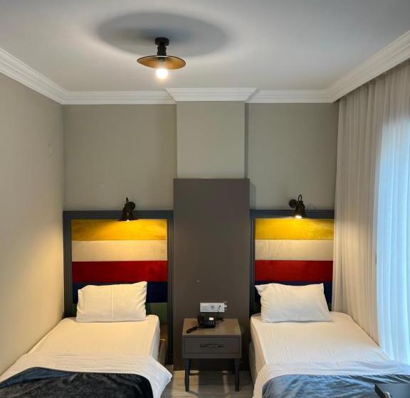 Трехместный Номер Deluxe, Pordani̇s